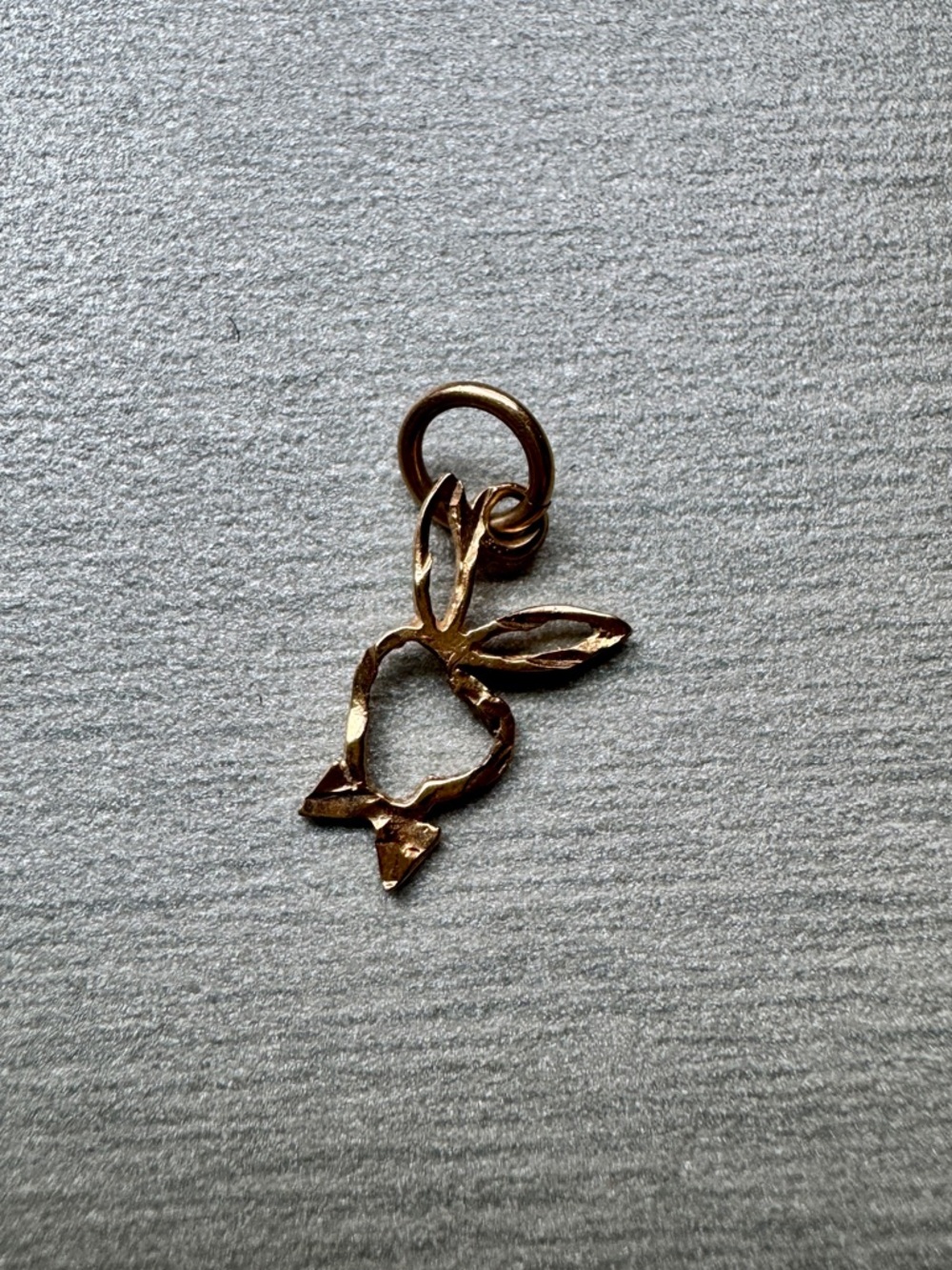 PLAYBOY Gold Bunny Outline Charm Pendant